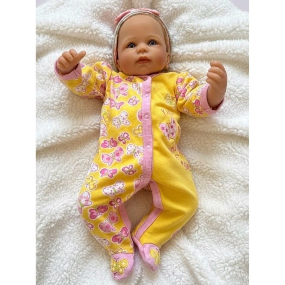 Linda Murray Baby Doll ADG Blue Eyes Cloth Body Vinyl Limbs Blonde Hair